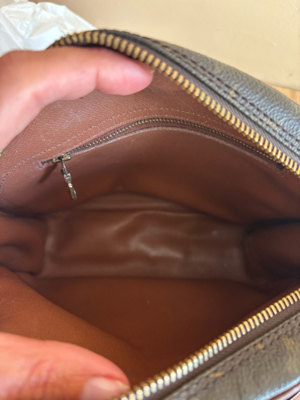 Authentic Louis Vuitton crossbody bag monogram - Picture 12 of 14
